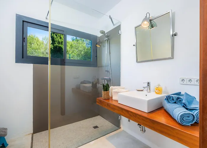 Oasis N' Aguait كالا راتخاذا