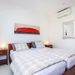 Oasis N' Aguait كالا راتخاذا